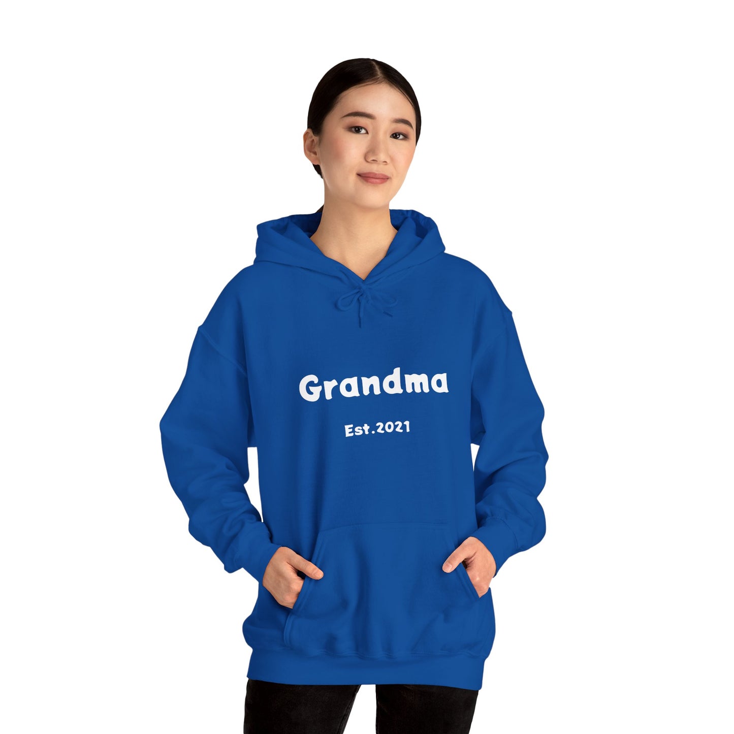 Grandma Est. 2021 Unisex Heavy Blend™ Hooded Sweatshirt Hoodies For New Grandmothers 2021