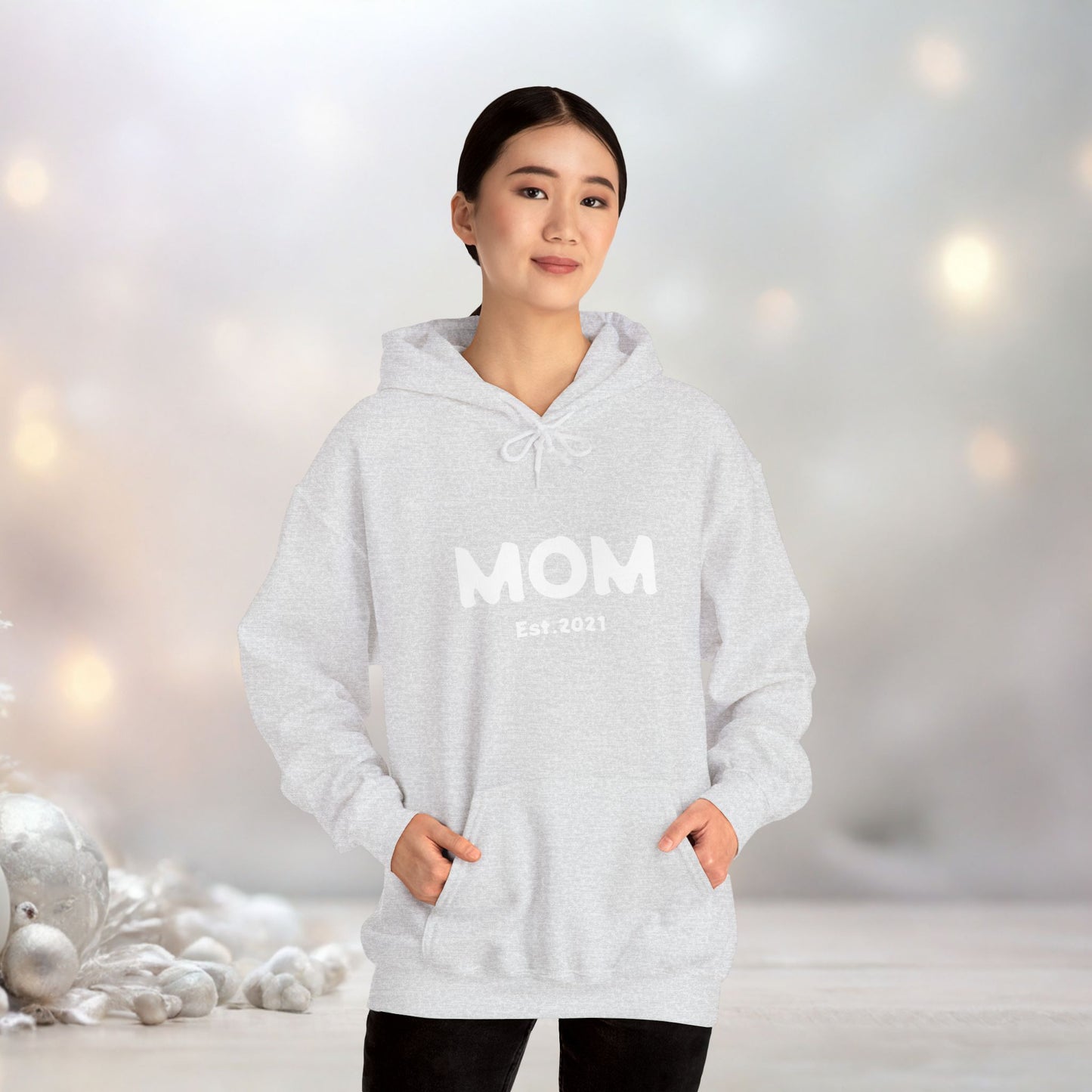 MOM Est.2021 Unisex Heavy Blend™ Hooded Sweatshirt Hoodies For New Moms 2021