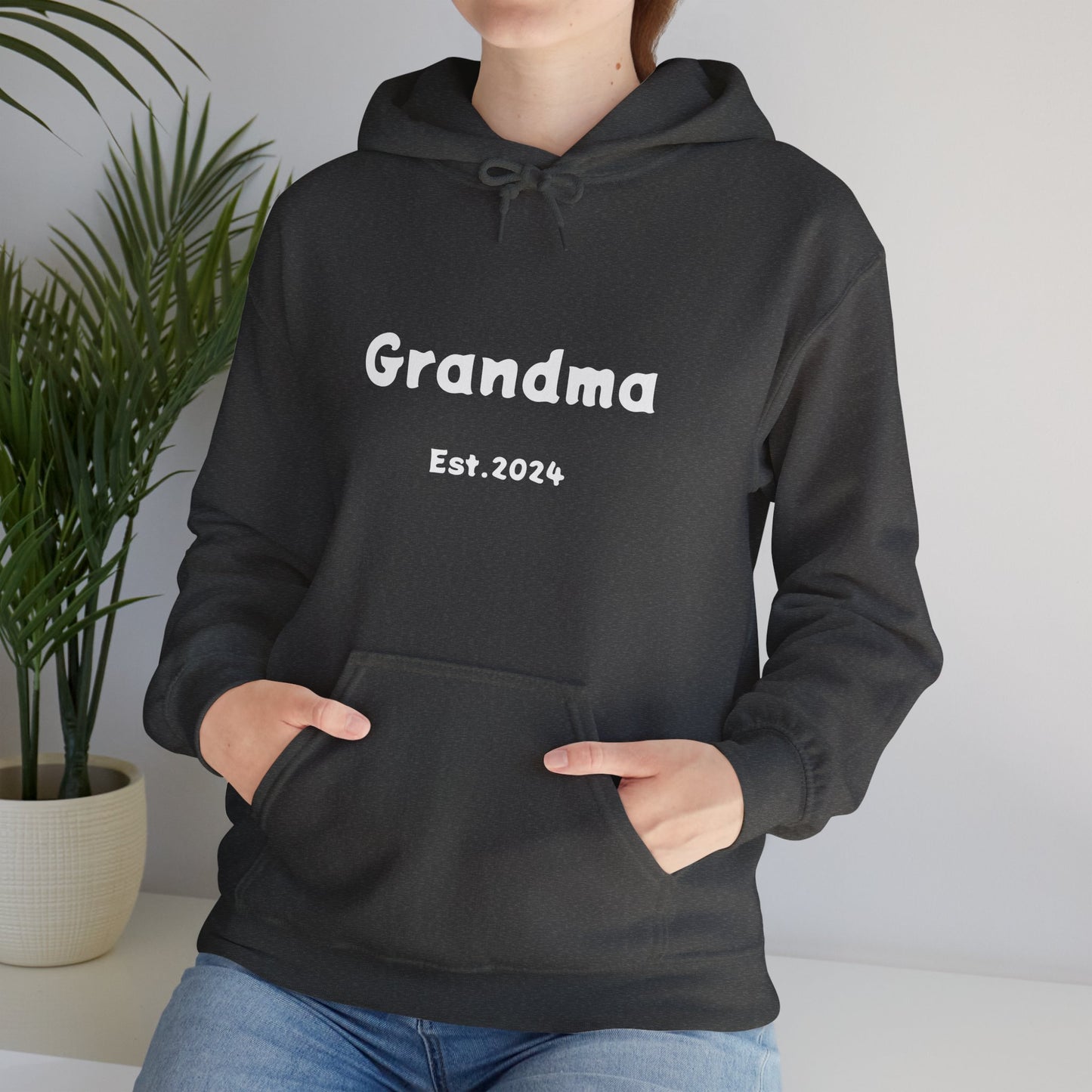 Grandma Est. 2024 Unisex Heavy Blend™ Hooded Sweatshirt Hoodies For New Grandmothers 2024