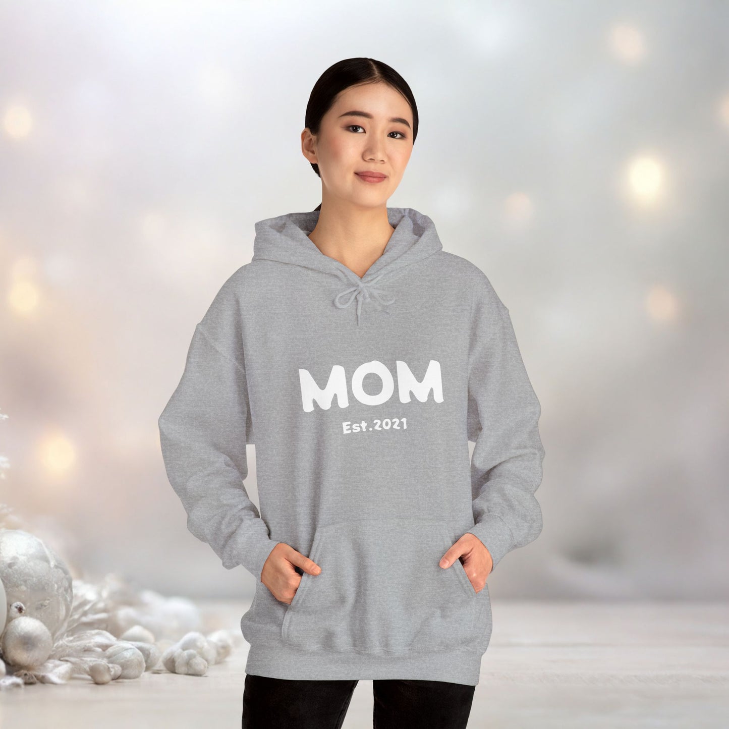 MOM Est.2021 Unisex Heavy Blend™ Hooded Sweatshirt Hoodies For New Moms 2021