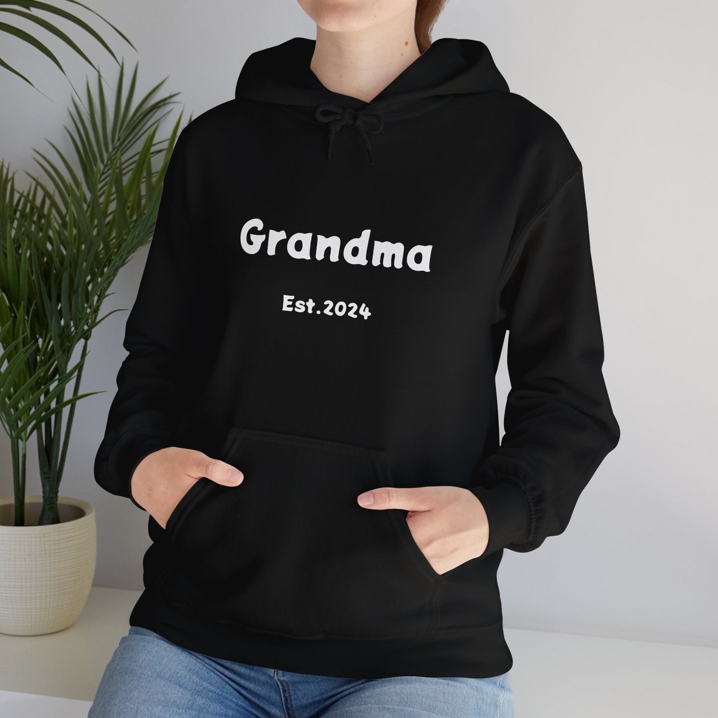 Grandma Est. 2024 Unisex Heavy Blend™ Hooded Sweatshirt Hoodies For New Grandmothers 2024